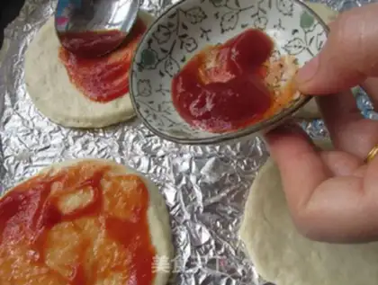 Make Shrimp mini pizza step 8