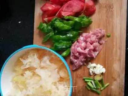 Make Ears fried meat step 0