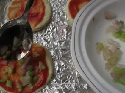 Make Shrimp mini pizza step 9
