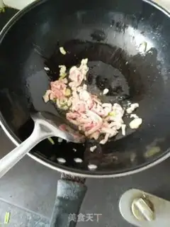 Make Ears fried meat step 1