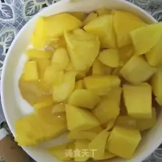 Make Cucumber mango yogurt step 3