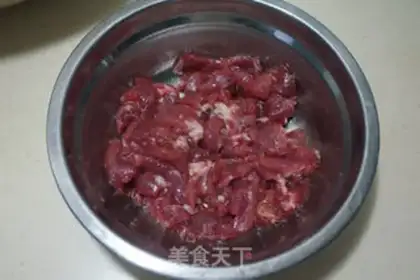 Make Microwave meat tablet soup step 1