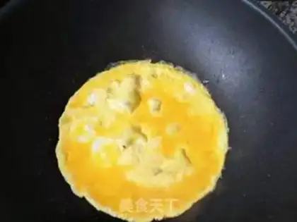 Make Delicious omelet step 2