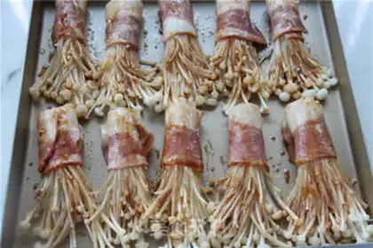 Make Bacon pins and mushrooms step 6