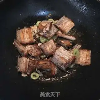Make Sugar vinegar with fish step 3