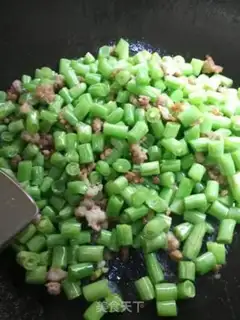 Make The bean horn step 1