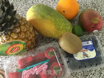 Make Vanilla syrup and fruit salad step 3