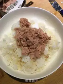 Make The tuna omelet step 2