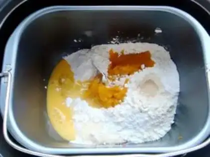 Make Coconut embroidery step 1