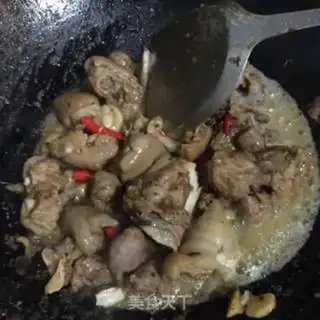 Make Red burning of pigs