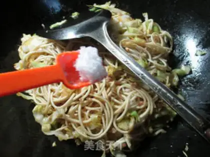 Make Noodles for the meatloaf step 6