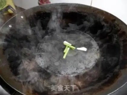 Make X-O-SALARY NOODLE step 1