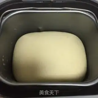 Make Lion bread step 1