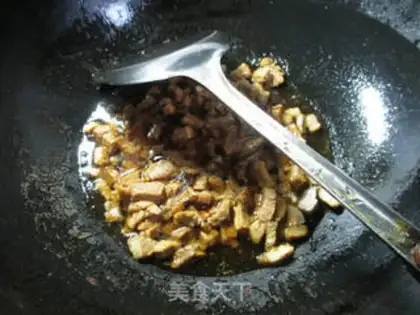 Make Porridge pork gravy noodles step 3