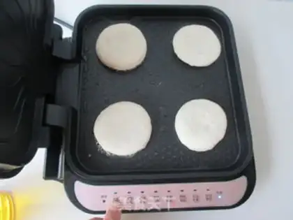 Make Pink peanuts step 10