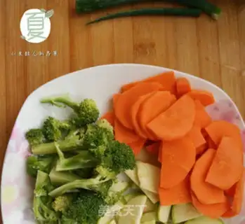Make Nutritional vegetable soup step 2