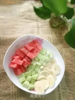 Make The berries of red nuts step 6