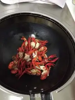 Make Garlic lobster step 2
