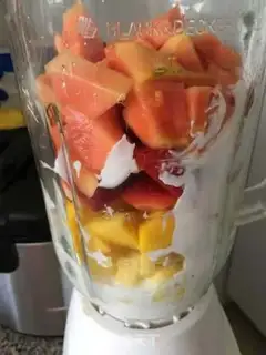 Make Summer yogurt step 1