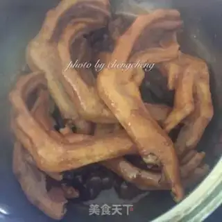 Make Pork claws step 3
