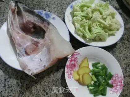 Make Fish head soup step 0