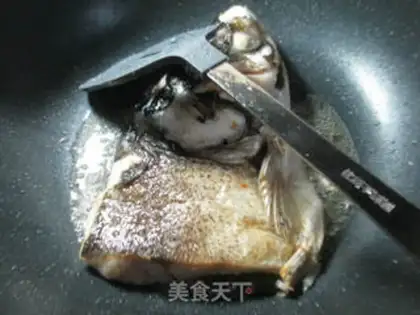 Make Fish head soup step 1