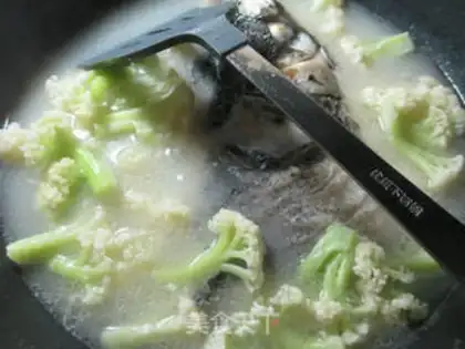 Make Fish head soup step 7