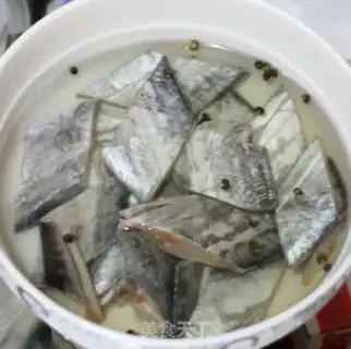 Make The pepperfish step 0