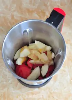 Make Watermelon peach juice step 1