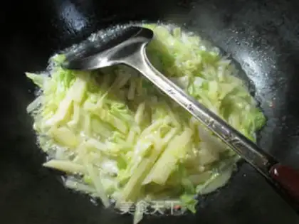 Make Spud with cabbage step 4