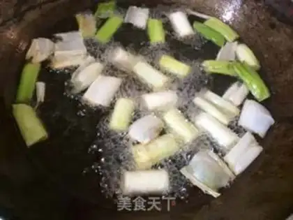 Make Spicy crab step 0