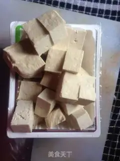 Make Tofu bass soup step 1