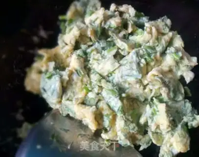 Make Fried eggs step 4