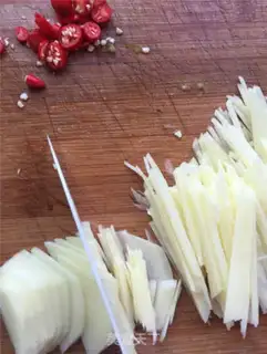 Make Spicy potatoes step 0