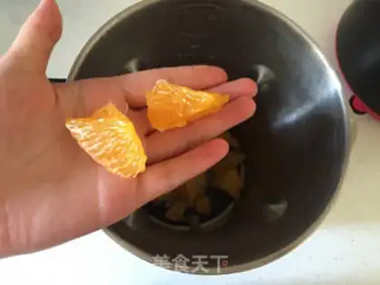 Make Mango orange milk step 3