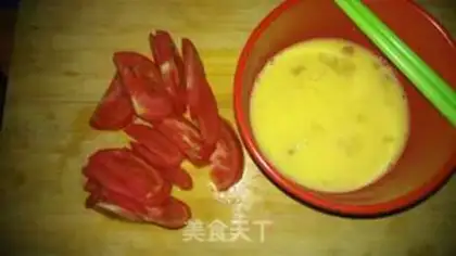 Make Potato egg silver ear soup step 1