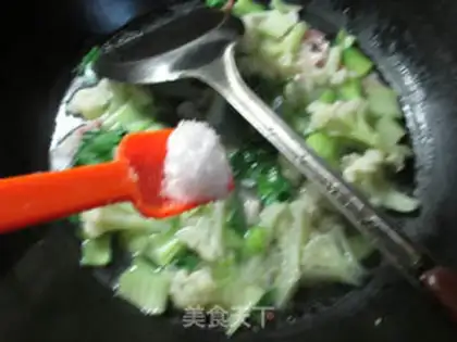 Make Pie and pickles step 4