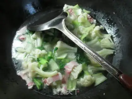 Make Pie and pickles step 5