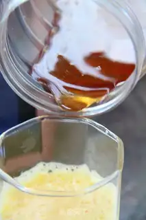 Make Fresh orange juice step 4