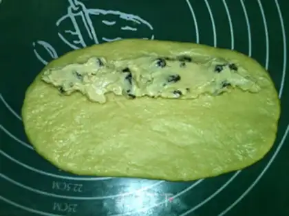 Make Chestnut caterpillar bread step 15