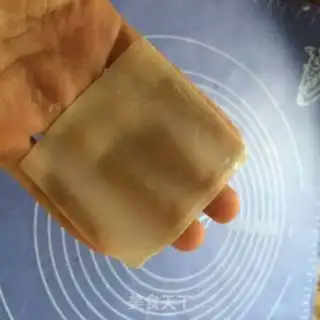 Make Horseshoe Lotus step 1