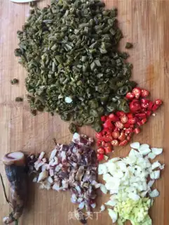Make Weenie fried soybeans step 1