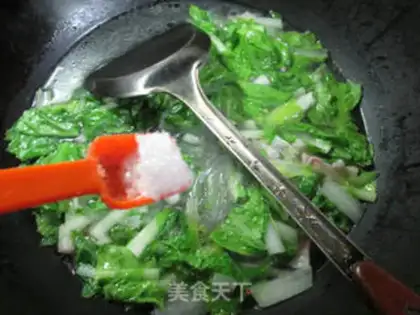Make Powdered with salty cabbage step 5