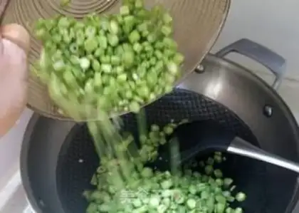 Make Olive food, four season beans step 5