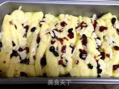 Make Double-berries milk hand tore step 14