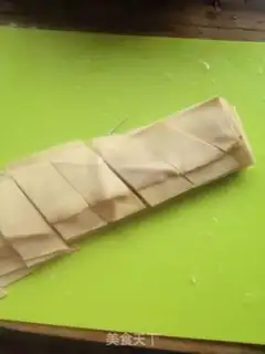 Make mahjong bean skin step 1