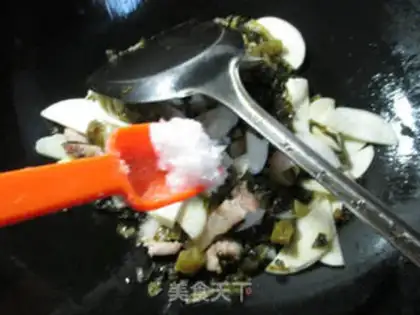 Make Pork sour sauce step 6