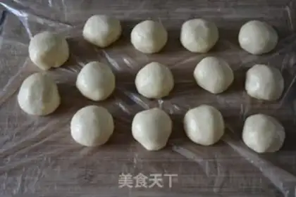Make Lotus souffle step 11