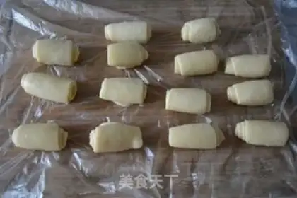 Make Lotus souffle step 15