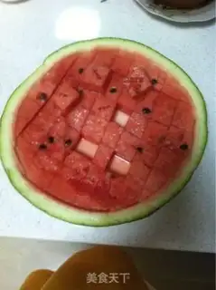 Make The perfect way to eat watermelon step 1